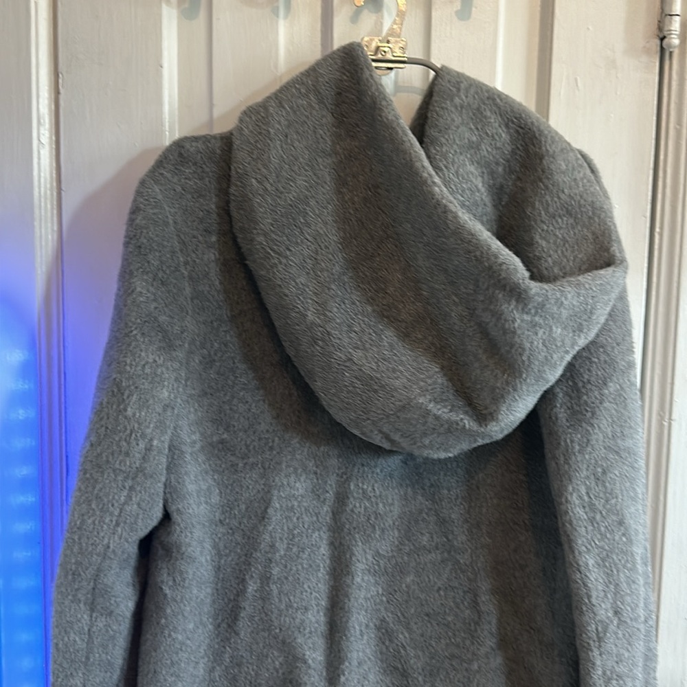 BB—Cole Haan jacket - Picture 11 of 15